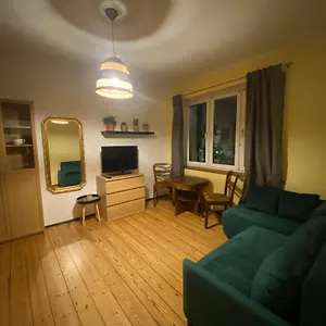 Kameralne Cale Mieszkanie 31m2 Z Prywatnym Darmowym Parkingiem Apartament
